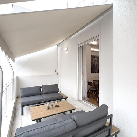 Spacious Penthouse Near Downtown Athena Bagian luar foto