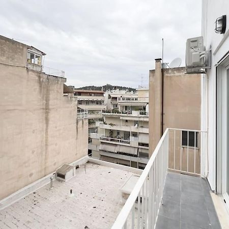 Spacious Penthouse Near Downtown Athena Bagian luar foto
