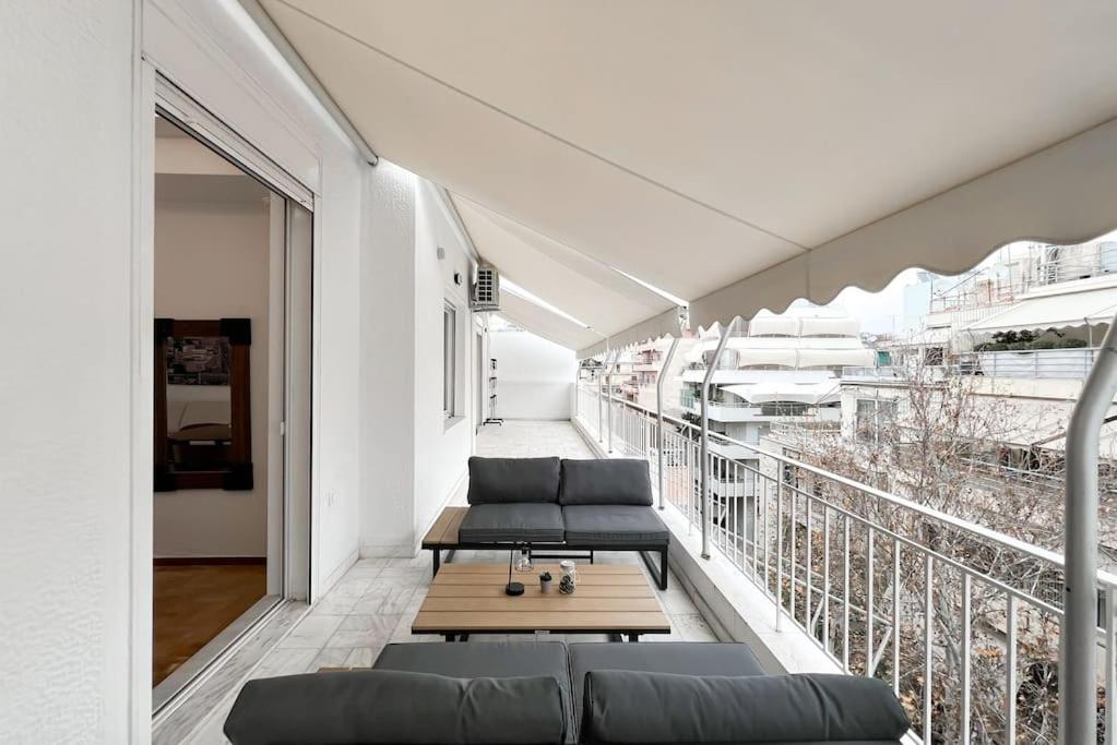 Spacious Penthouse Near Downtown Athena Bagian luar foto