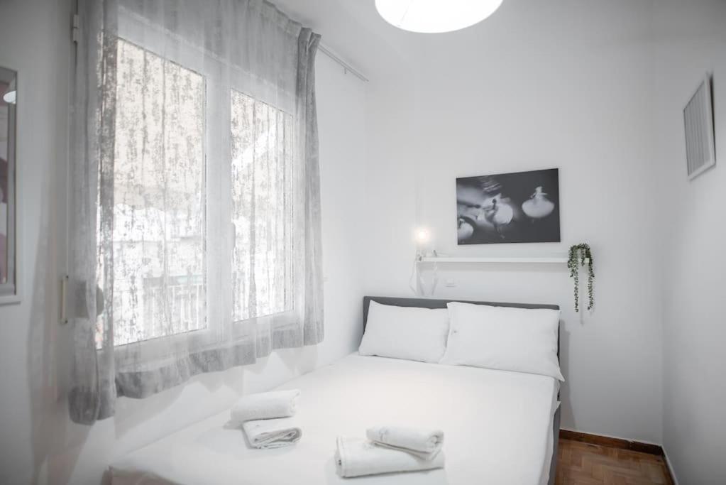 Spacious Penthouse Near Downtown Athena Bagian luar foto