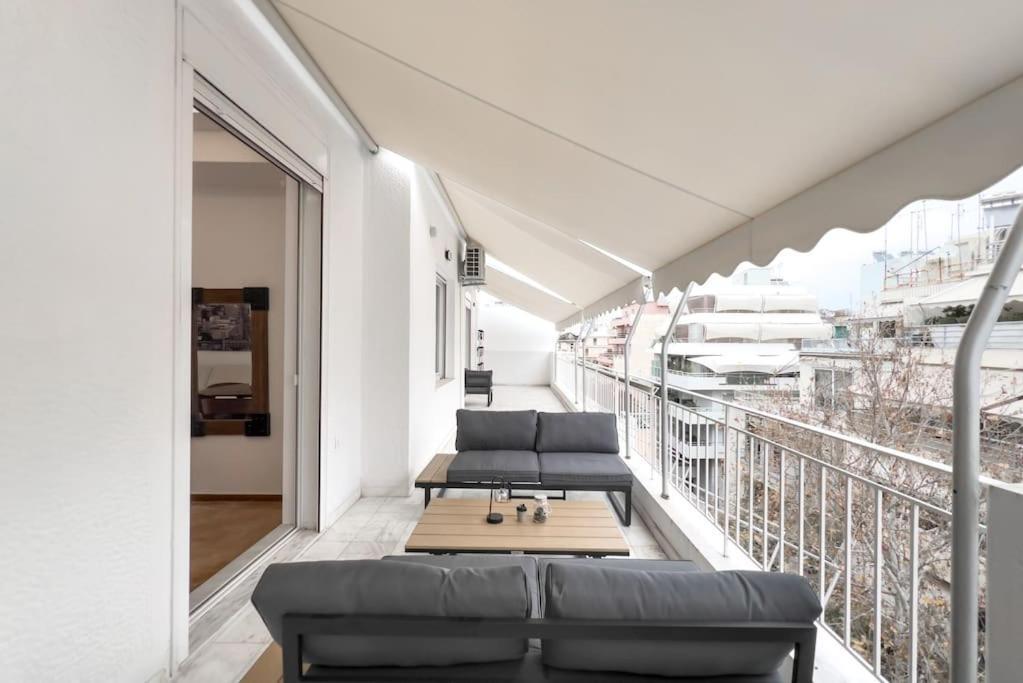 Spacious Penthouse Near Downtown Athena Bagian luar foto